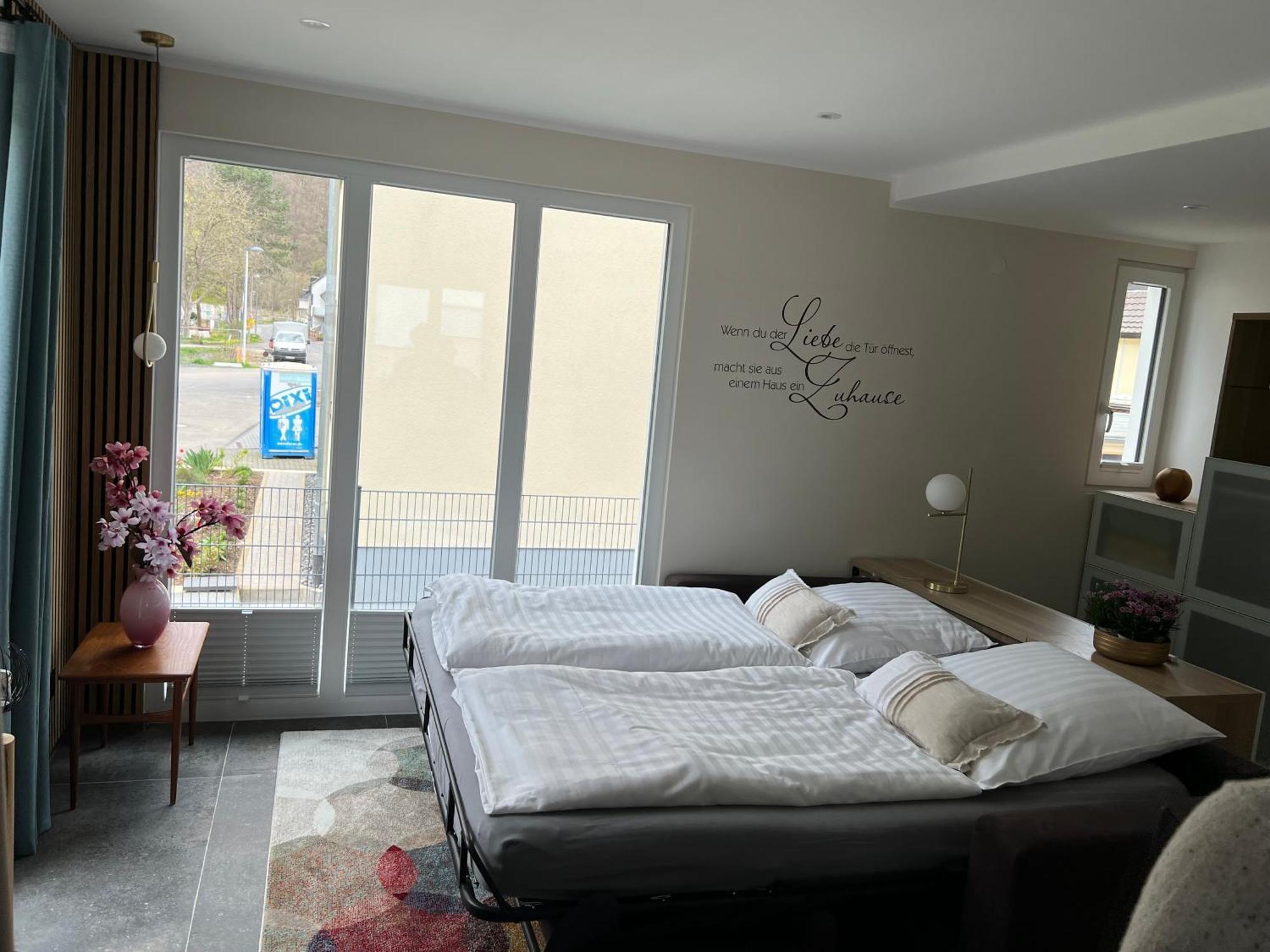 Ferienwohnung Wurzelecht 바트노이에나르아르바일러 외부 사진