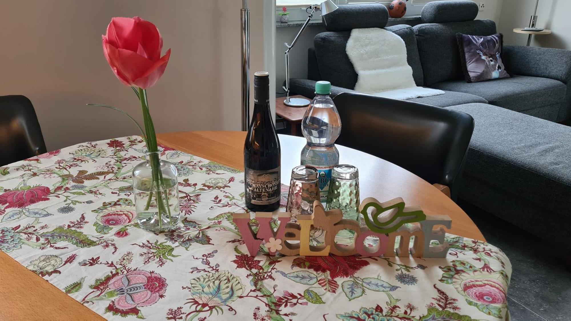 Ferienwohnung Wurzelecht 바트노이에나르아르바일러 외부 사진
