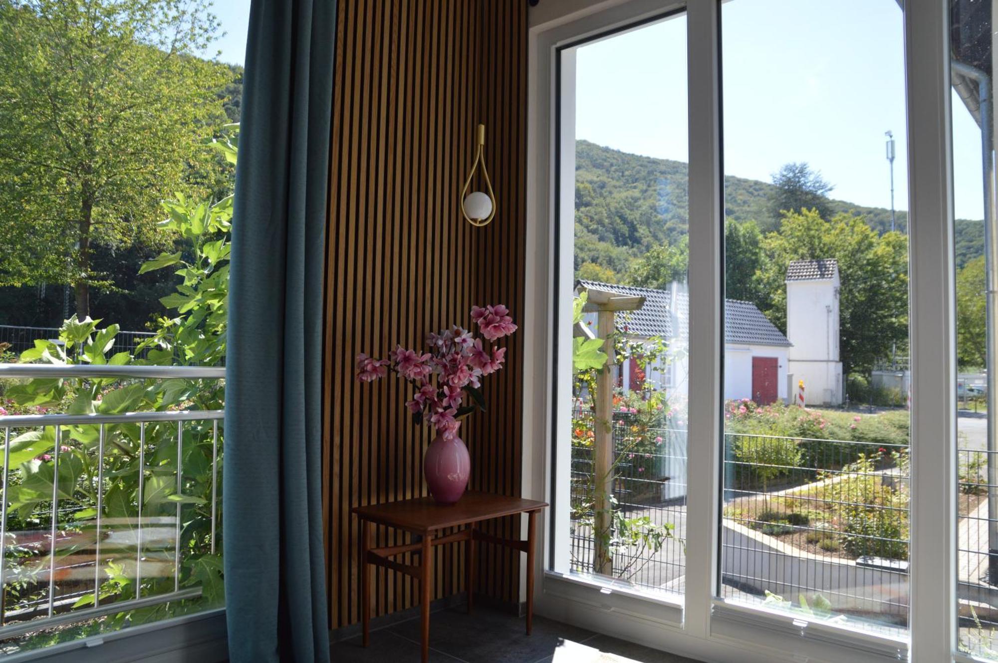 Ferienwohnung Wurzelecht 바트노이에나르아르바일러 외부 사진